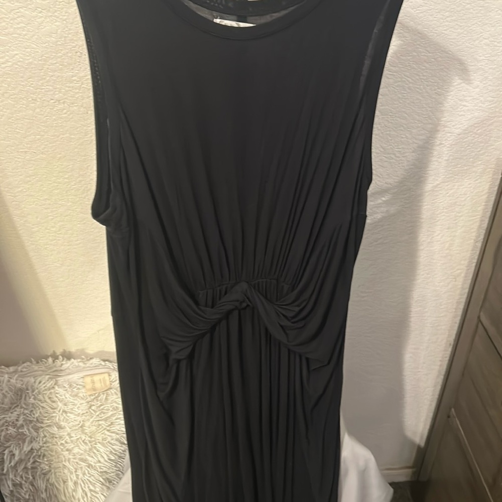 EUC Maurices Black midi dress. Twist waist. Size 1x